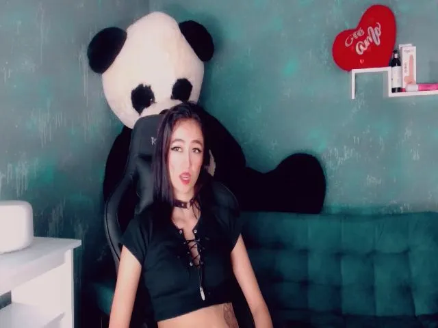 Live sex webcam photo for Leyla_onix #273839662