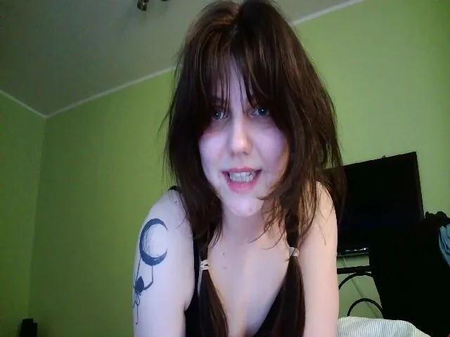 Live sex webcam photo for LiLMasha #273173213