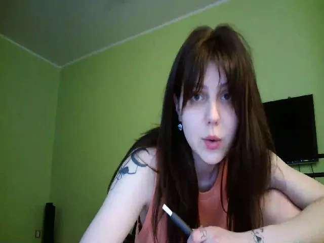 Live sex webcam photo for LiLMasha #273182527