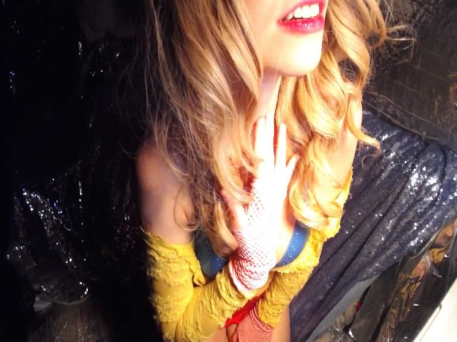 Live sex webcam photo for LiLiLace #273906217