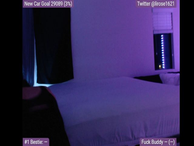 Live sex webcam photo for Li_Rose #275372982