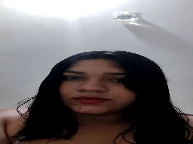 Live sex webcam photo for Lia00 #272046028
