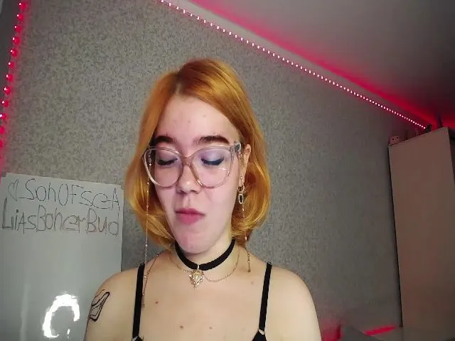 Live sex webcam photo for LiaCandy #272964821