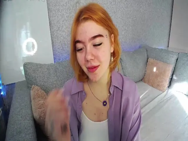 Live sex webcam photo for LiaCandy #272966744