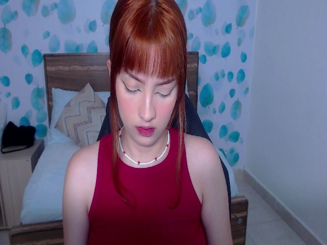 Live sex webcam photo for LiaCat #272321166