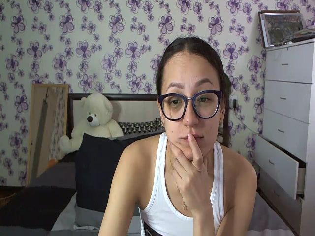 Live sex webcam photo for LiaCherryPie #273019641