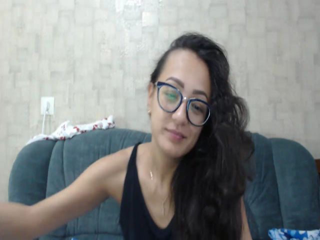 Live sex webcam photo for LiaCherryPie #274154559
