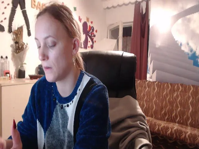 Live sex webcam photo for LiaMelanyy #272622752