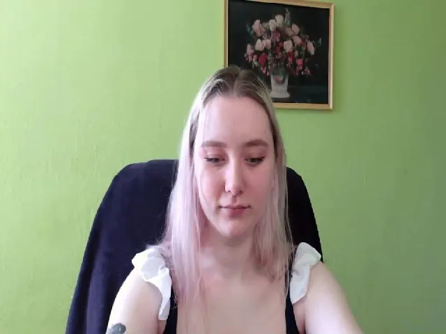 Live sex webcam photo for Liam_Lily #273198885
