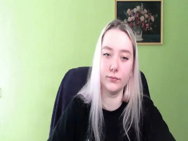 Live sex webcam photo for Liam_Lily #273242537