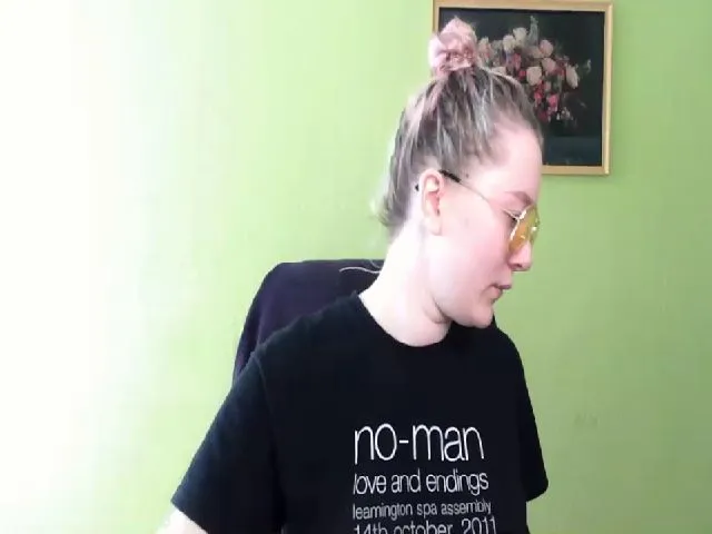 Live sex webcam photo for Liam_Lily #273281099