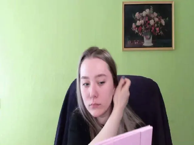 Live sex webcam photo for Liam_Lily #273356065