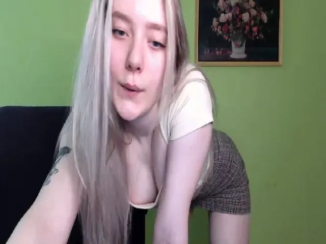 Live sex webcam photo for Liam_Lily #273427027