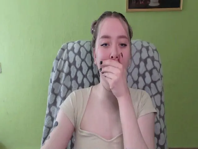 Live sex webcam photo for Liam_Lily #273611304