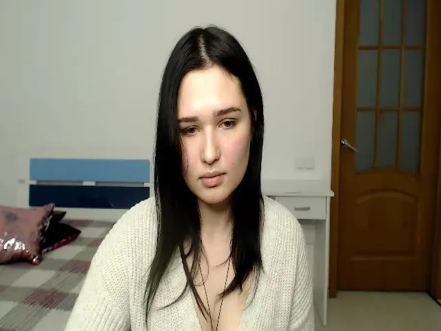 Live sex webcam photo for LikaHoney #271815714