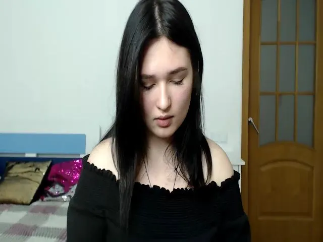 Live sex webcam photo for LikaHoney #271896235
