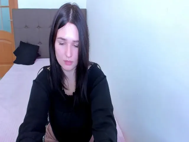 Live sex webcam photo for LikaHoney #271897532