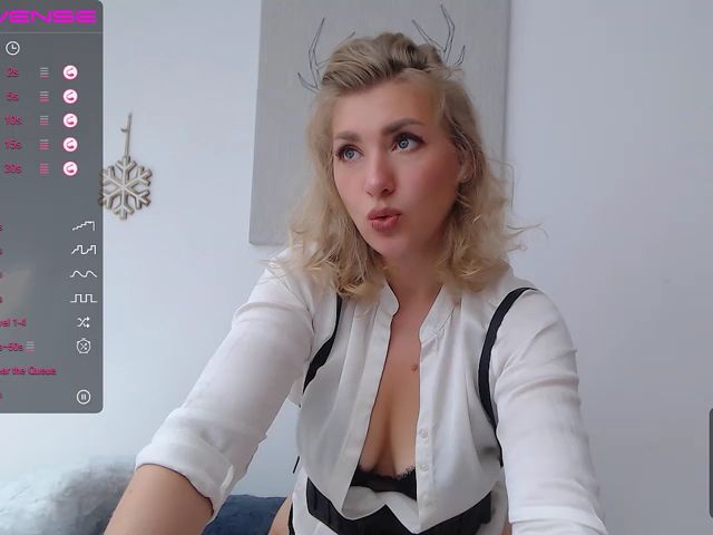 Live sex webcam photo for LikaMayers #273753583