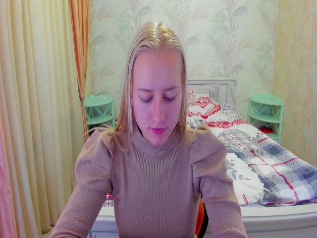 Live sex webcam photo for LikondaJuicy #272307876