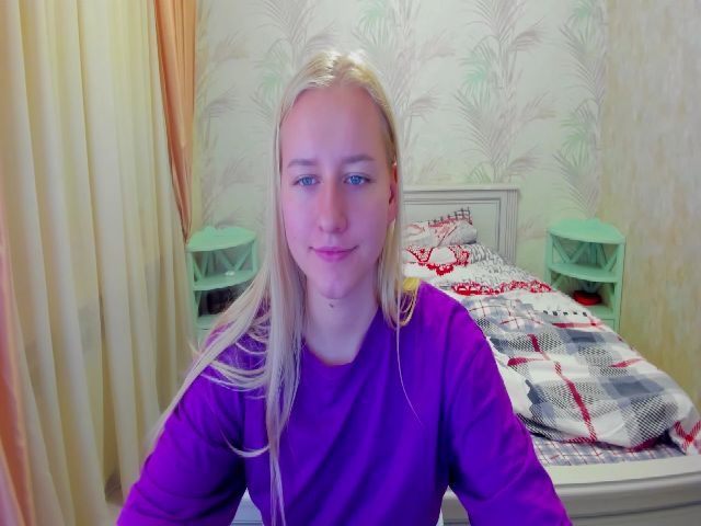 Live sex webcam photo for LikondaJuicy #272344997