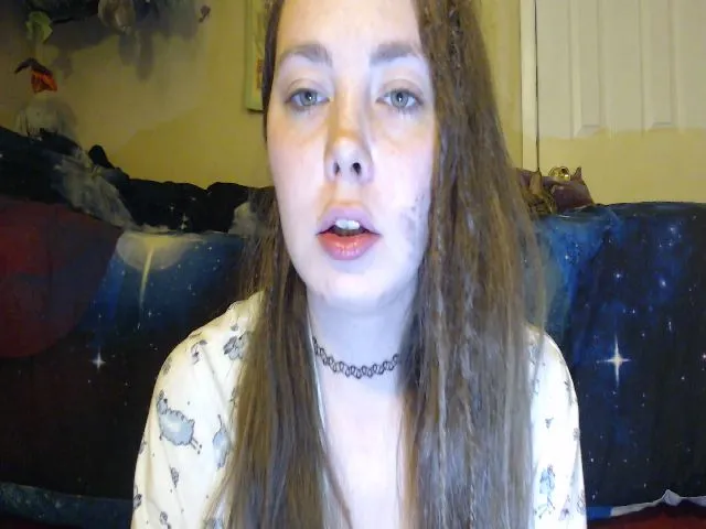 Live sex webcam photo for LilEmmy1999 #273019823