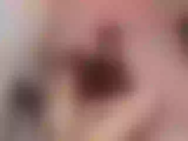 Live sex webcam photo for LilEuphoria #273279064