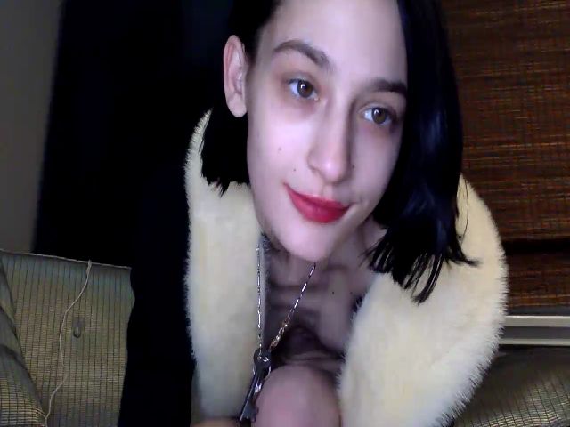 Live sex webcam photo for LilVixenLucy #272395822