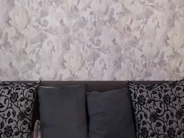 Live sex webcam photo for Lil_ada #273949304