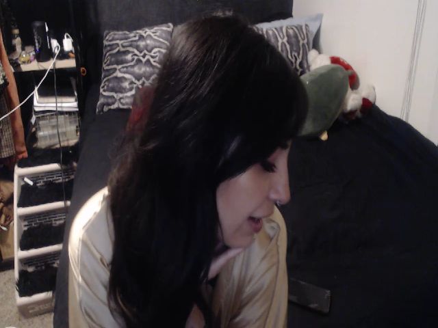 Live sex webcam photo for Lil_bunniii #273819852