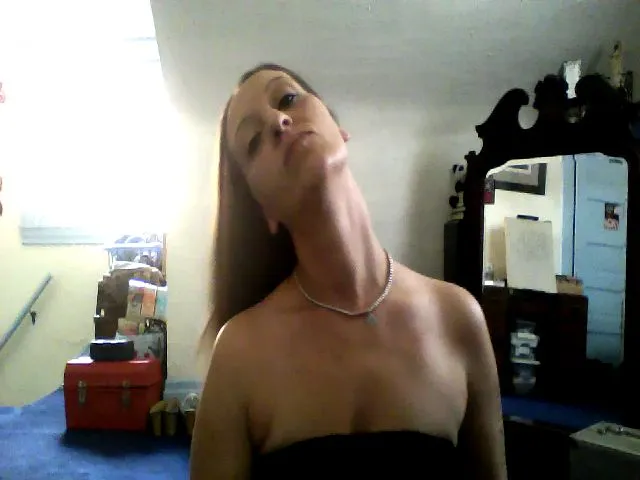 Live sex webcam photo for Lil_vavacity #273462245