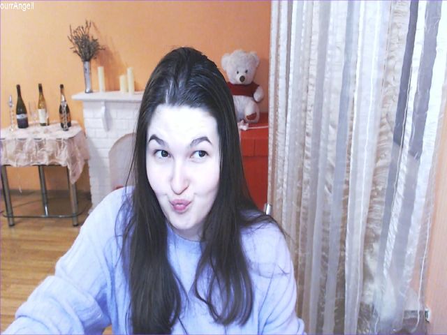 Live sex webcam photo for LiliBrendon #272098000