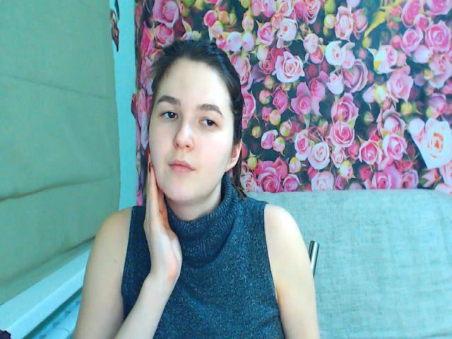 Live sex webcam photo for LiliBrendon #272108974