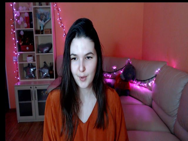 Live sex webcam photo for LiliBrendon #272477931