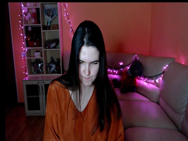 Live sex webcam photo for LiliBrendon #272481209