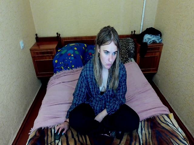 Live sex webcam photo for Lili_GoldS #274583834