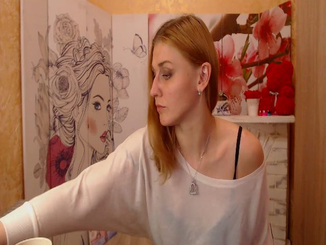 Live sex webcam photo for LiliaCrania #273117569