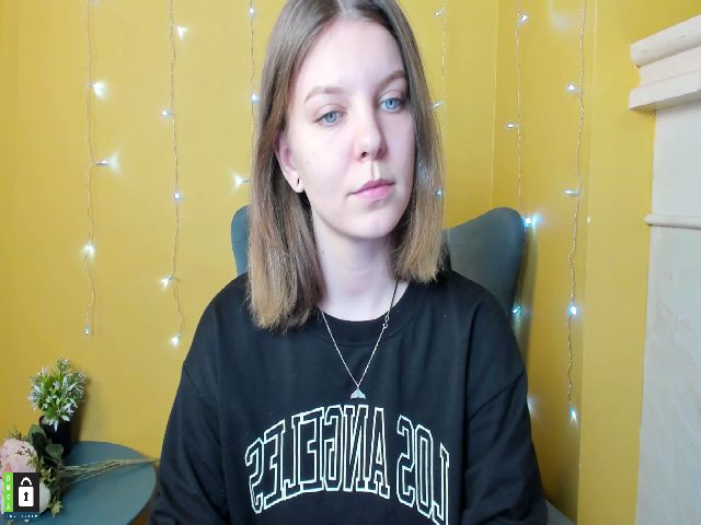 Live sex webcam photo for LiliaMorris #271966646