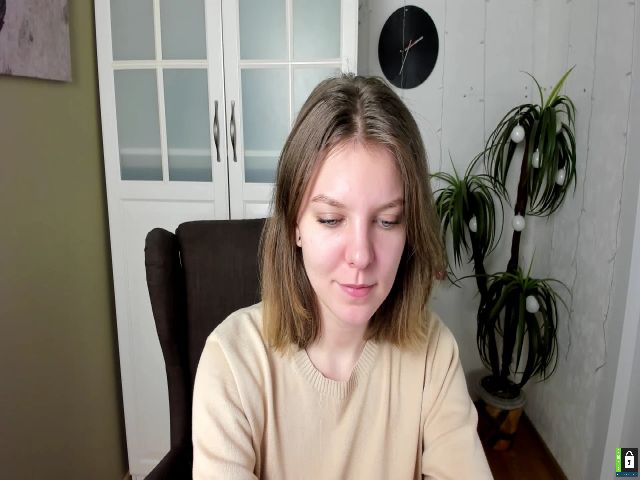 Live sex webcam photo for LiliaMorris #271993817