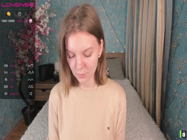 Live sex webcam photo for LiliaMorris #272110906