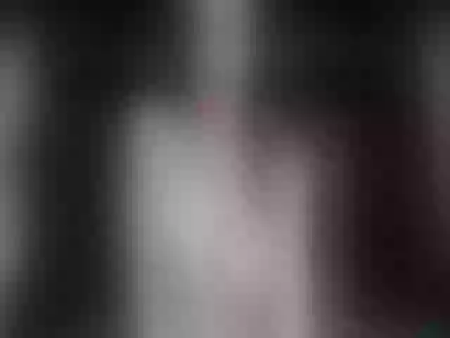 Live sex webcam photo for LilianStone #272885542