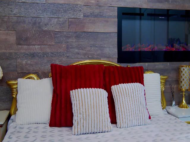 Live sex webcam photo for LilithLadyXXX #272537395