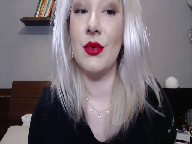 Live sex webcam photo for LilithsTongue #273011169