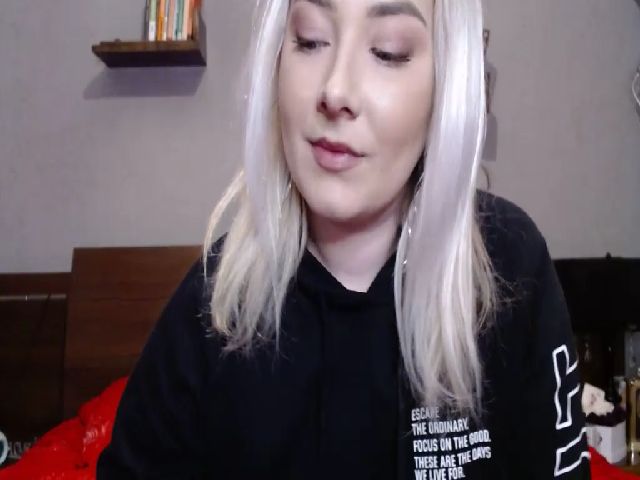 Live sex webcam photo for LilithsTongue #273137999