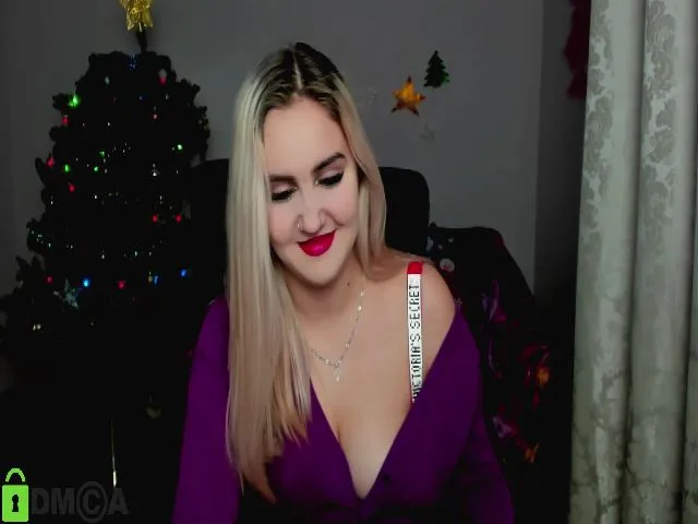 Live sex webcam photo for LillySharp #271823282