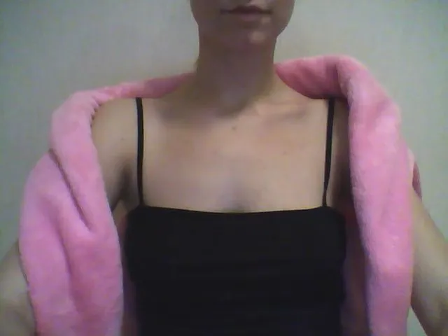 Live sex webcam photo for Lilly_Bella #271721613