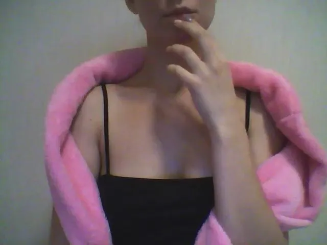 Live sex webcam photo for Lilly_Bella #271736277