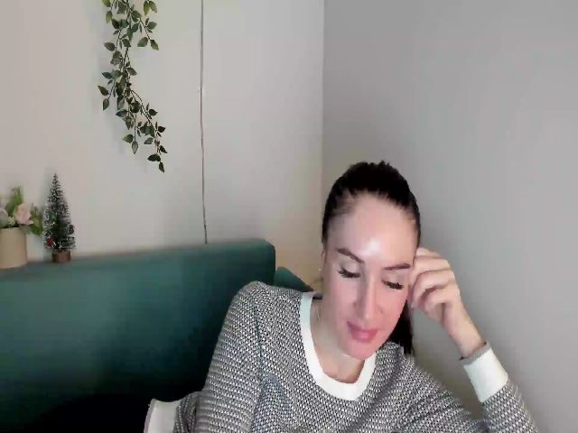 Live sex webcam photo for Lilly_Shine #271782026