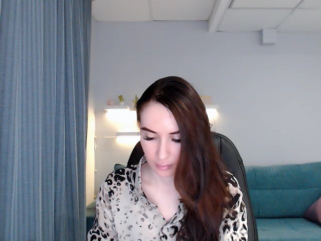 Live sex webcam photo for Lilly_Shine #272170136