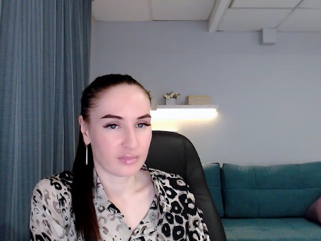 Live sex webcam photo for Lilly_Shine #272170568