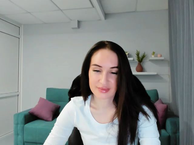 Live sex webcam photo for Lilly_Shine #272381946